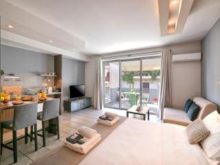 Gazi District Suites - 0