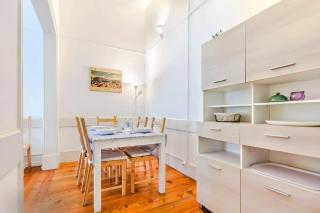 Lisbon Boulevard, Central Lisbon - 4