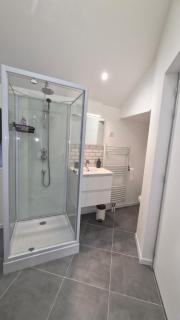 Appartement cosy neuf en plein centre - 4