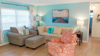 Heated Pool Home in Paradise - Close to Beaches - 3