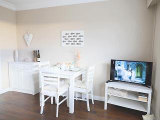 Schönes neues hochwertig renoviertes 2-Zimmer Appartement in der 4. Etage. - 7