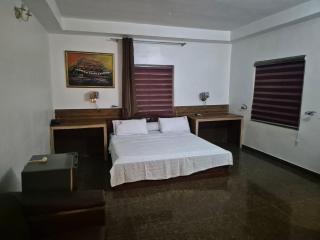 Cotonou Airport Hotel Paquebot - 5
