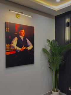 The Peaky Blinders Suite By Phoenix Apartments - 4