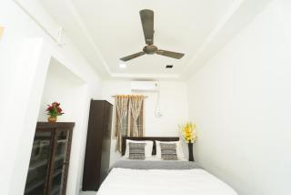 Blue Horizon Apartment 2BHK Nr Marina Beach - 0