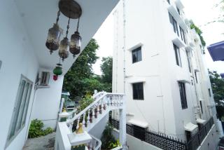 Blue Horizon 2BHK Nr Marina Beach Mylapore - 6
