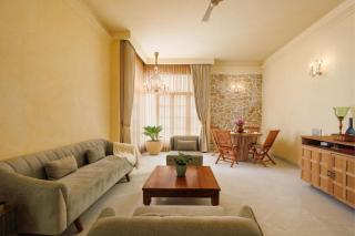 Westend Apartment by RedOlive Racecourse Rd 3BHK - 9