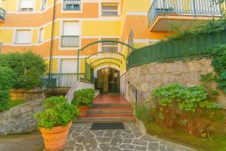 Xenia - 4 room apt in Via Garibotti 5 - 2