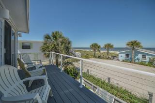 Rosies Retreat beachside home with a view! - 8