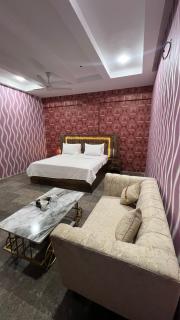 Royal Confort Inn Karachi - 7