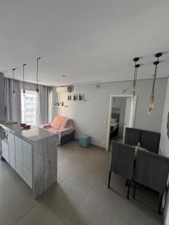 Apartamento completo em Santos, Vaga, Ar, Próx Porto,Praia - 0