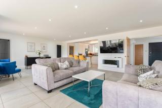 Luxury Waterfront Home Near Sandbanks - 8