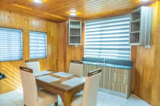 Galaxy Holiday Inn - 2