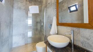 Üzümlü 3 bedroom secluded villa with private pool hot tub - 3