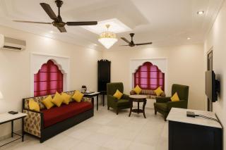 Hotel Heritage Inn A Luxury Retreat in City Center - 1