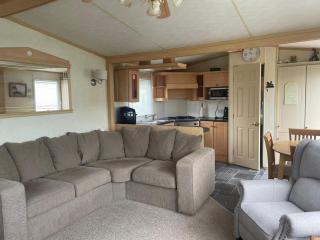 Family 3 Bedroom Caravan at Clarach Bay - 0