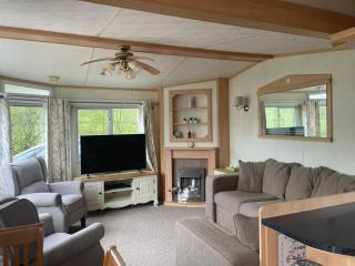 Family 3 Bedroom Caravan at Clarach Bay - 9