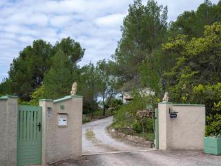 Charming French Villa with Pool - 7