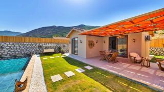 Sarıbelen 1 bedroom secluded villa with private pool hot tub - 2