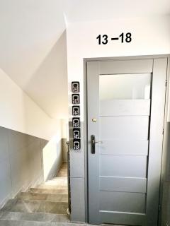 Noclegi Bezpłatny Dowóz AirNest24 Lotnisko Katowice-Pyrzowice - 1