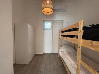 HaYarkon Seaside - 3 Bedroom By Vacay - 2