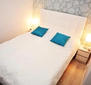 Apartament Pod Kopernikiem - 1