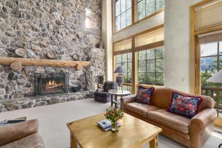 Four-Bedroom Apartment - 8