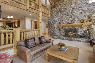 Four-Bedroom Apartment - 7