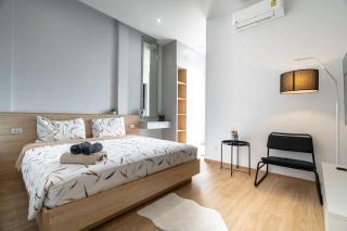 COMFORTABLE RENOVATED 2BR TownHouse5 MonkeyHill - 0