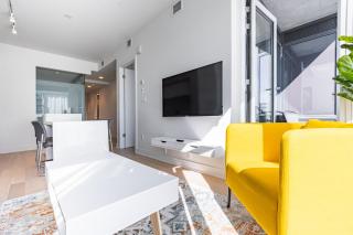 Luxury Apartments with View & Indoor Heated Pool - 4