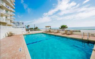 Updated direct oceanfront 2/2, corner condo with private balcony, heated pool and garage - 7