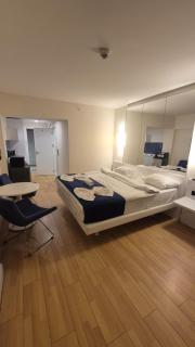 VIP room in BATUMI - 1