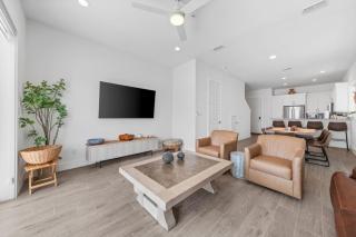 Las Velas 601 Sunset Haven Stunning Lagoon and Private Boat Dock - 9