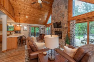 Campfire Cottage - 3