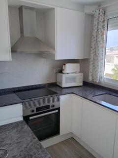 Apartamento con espectaculares vistas y en primera línea de la playa - 2