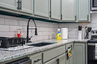 The Comfort Stay 2BR Home - 1