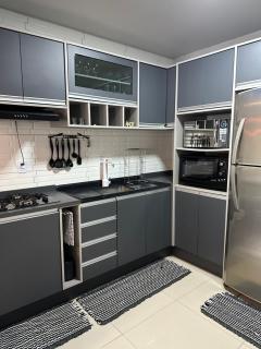 Casa confortável com churrasqueira e garagem - 9