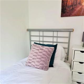 K Suites - Station Road 2 - 7