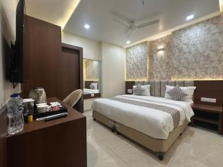 Aristo Inn - 9