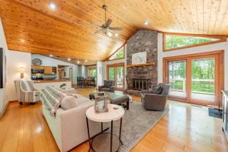 Cottage On The Cove - 0