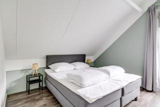 6 - Persoons Lake Area 44 Bungalow - 2