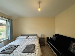 Midhurst Concord Serviced Accommodation - 3