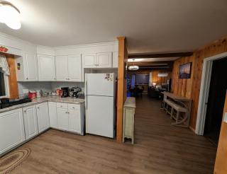 Lake front cottage 5 bedrooms bright open concept - 8