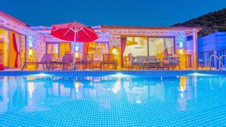 Üzümlü 2 bedroom secluded villa with private pool hot tub - 7