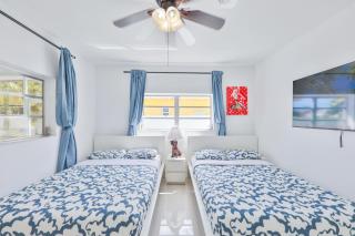 Aventura Ives Family Home - 9