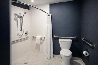 Residence Inn by Marriott Davenport - 8