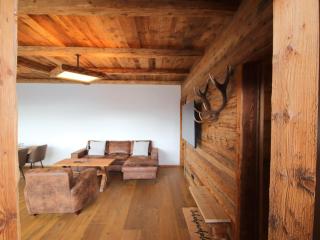 Holiday Home Chalet Ebenholz by Interhome - 1