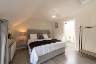 Dollys farm group holidays - 2