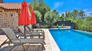 Üzümlü 2 bedroom secluded villa with private pool hot tub - 6