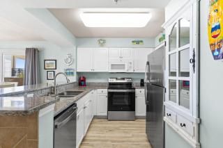 Pelican Isle 218 - 2