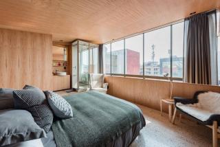 Superior Queen Loft with Living area - 1